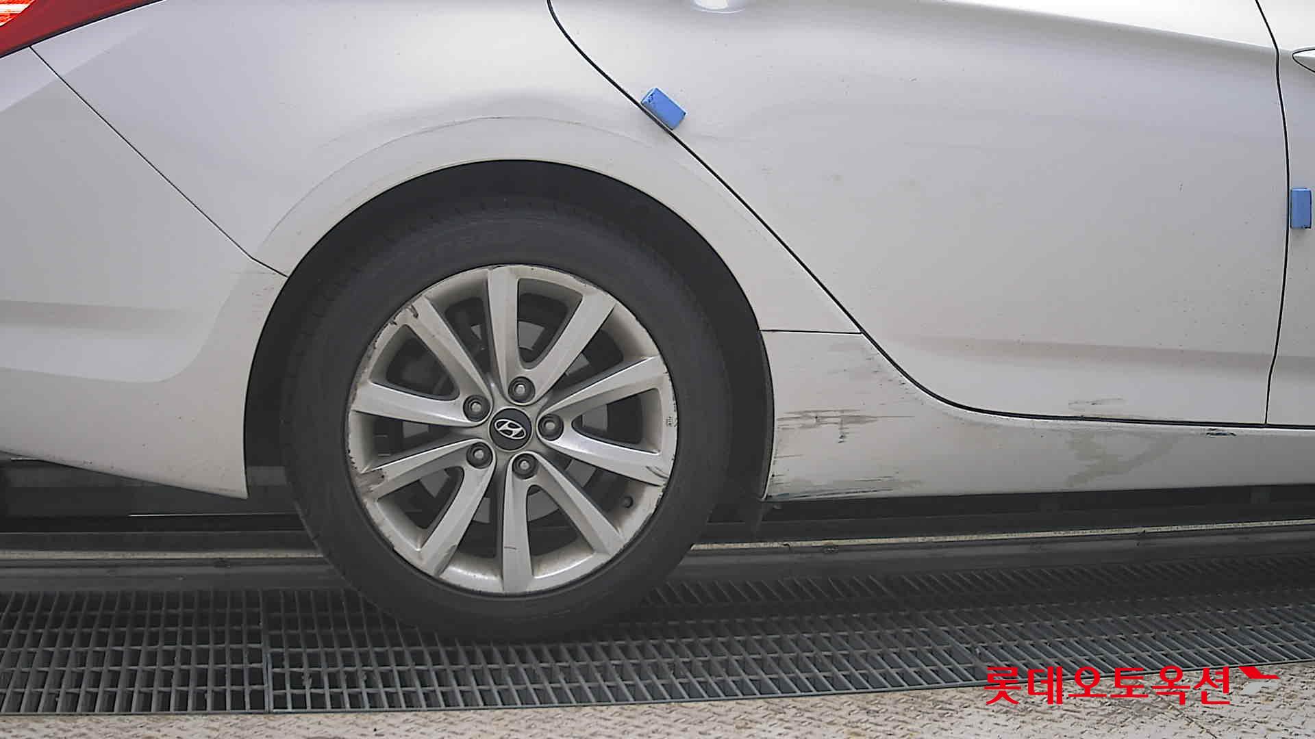 2012 - hyundai i40