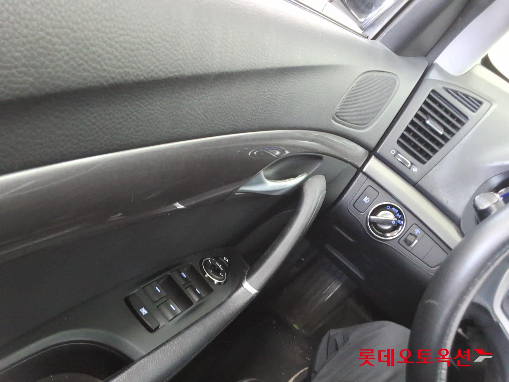 2012 - hyundai i40