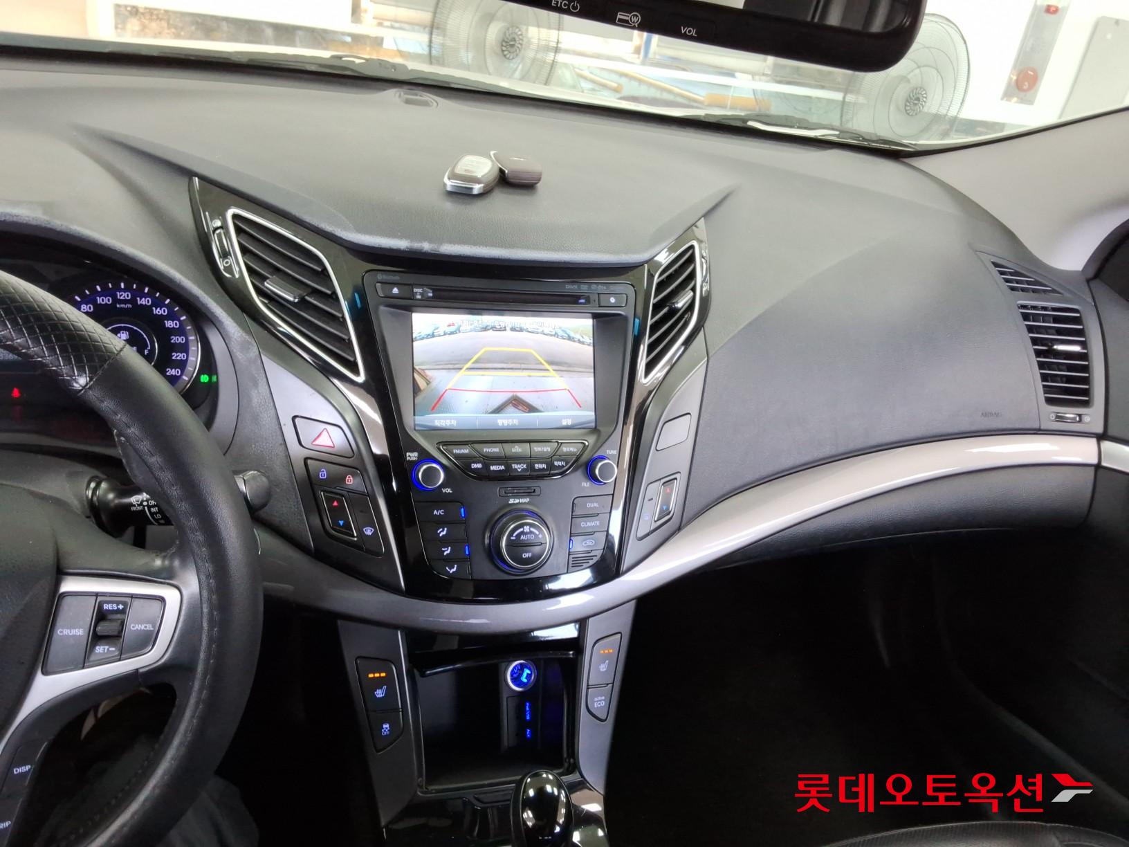 2012 - hyundai i40