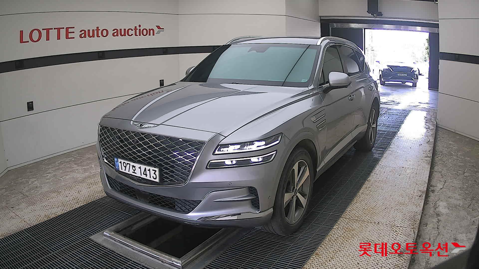 2022 - genesis gv80