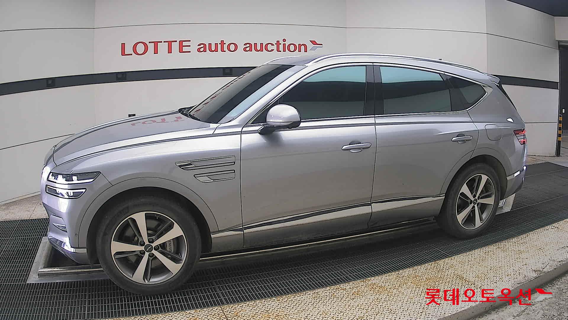 2022 - genesis gv80