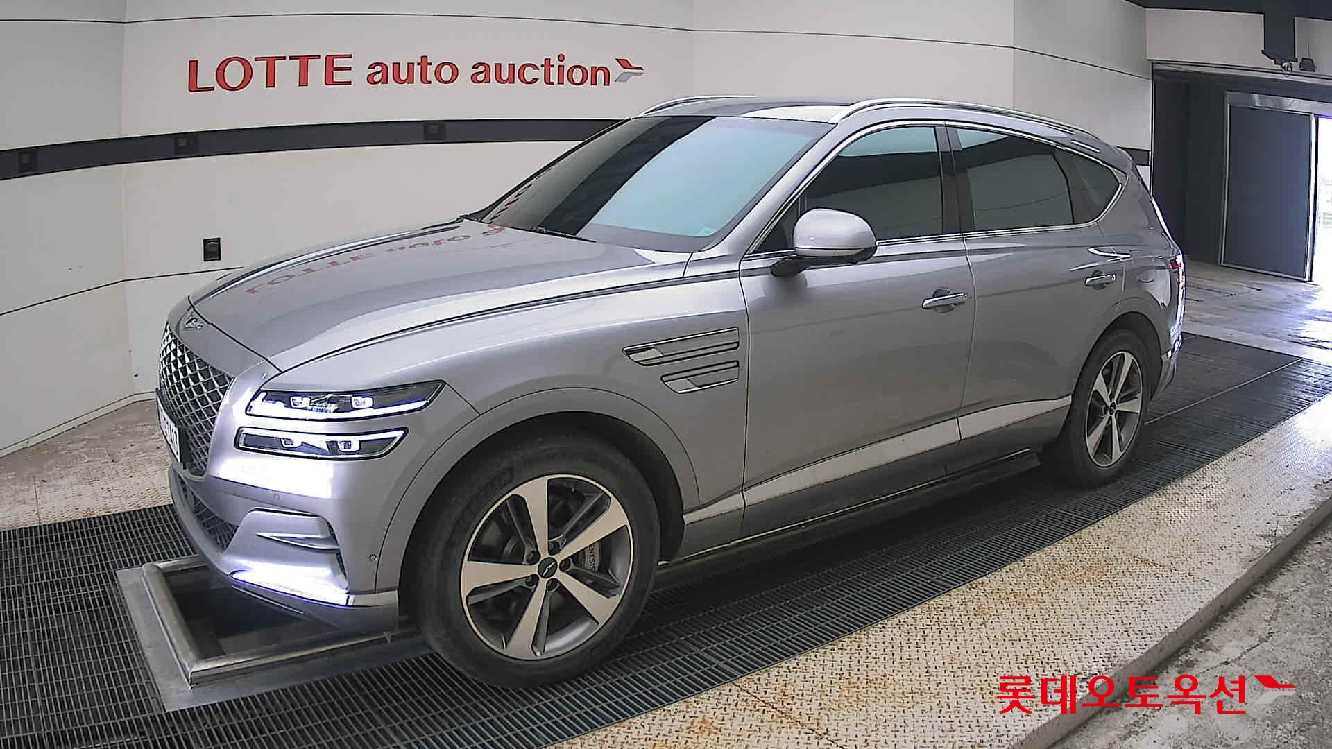 2022 - genesis gv80