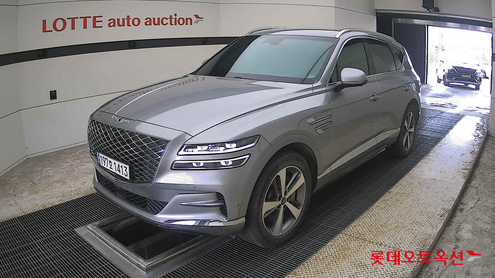 2022 - genesis gv80