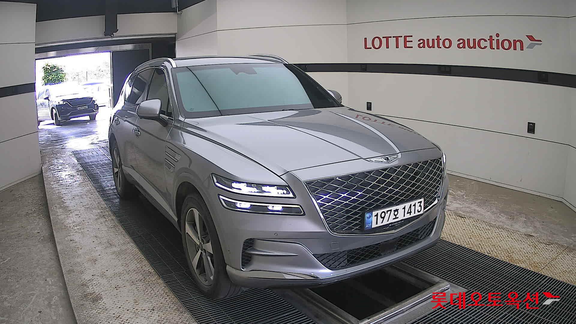 2022 - genesis gv80