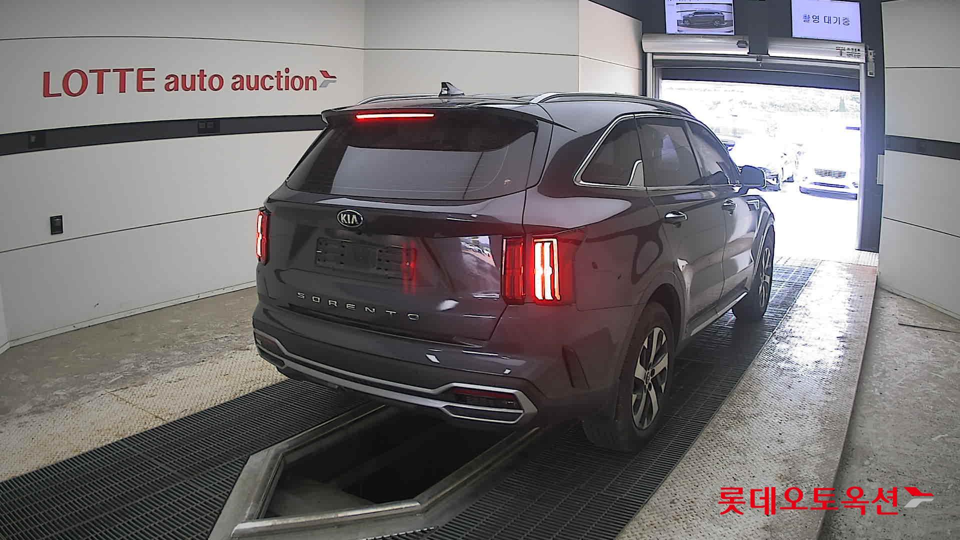 2021 - kia sorento