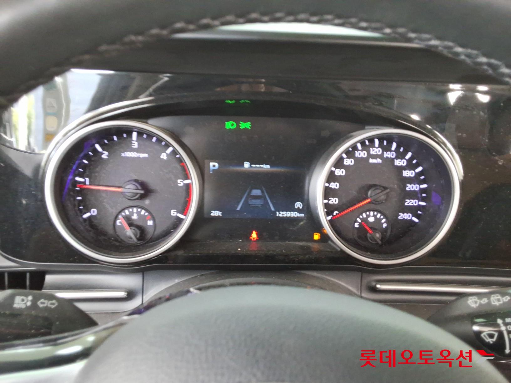 2021 - kia carnival