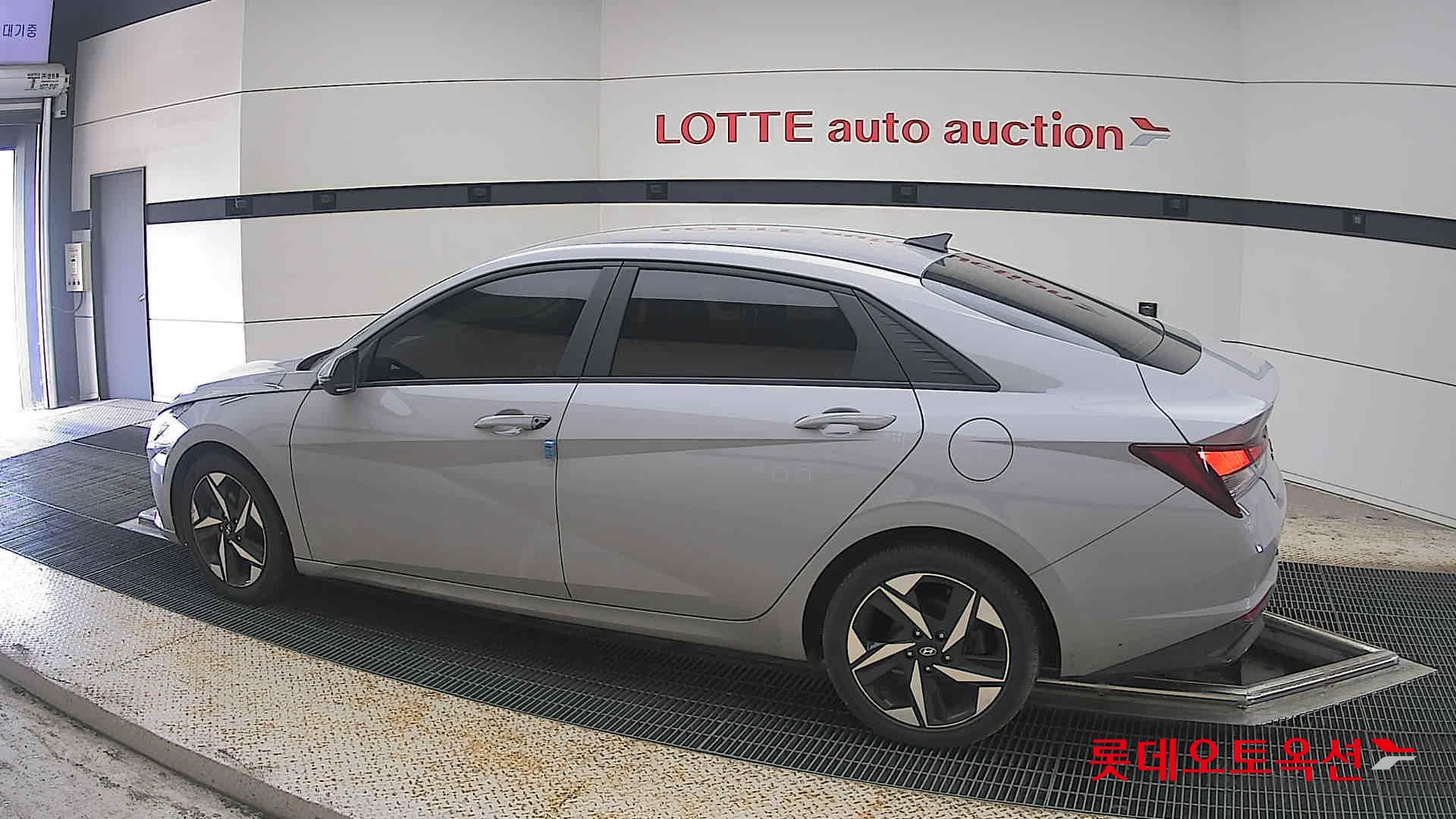 2023 - hyundai avante