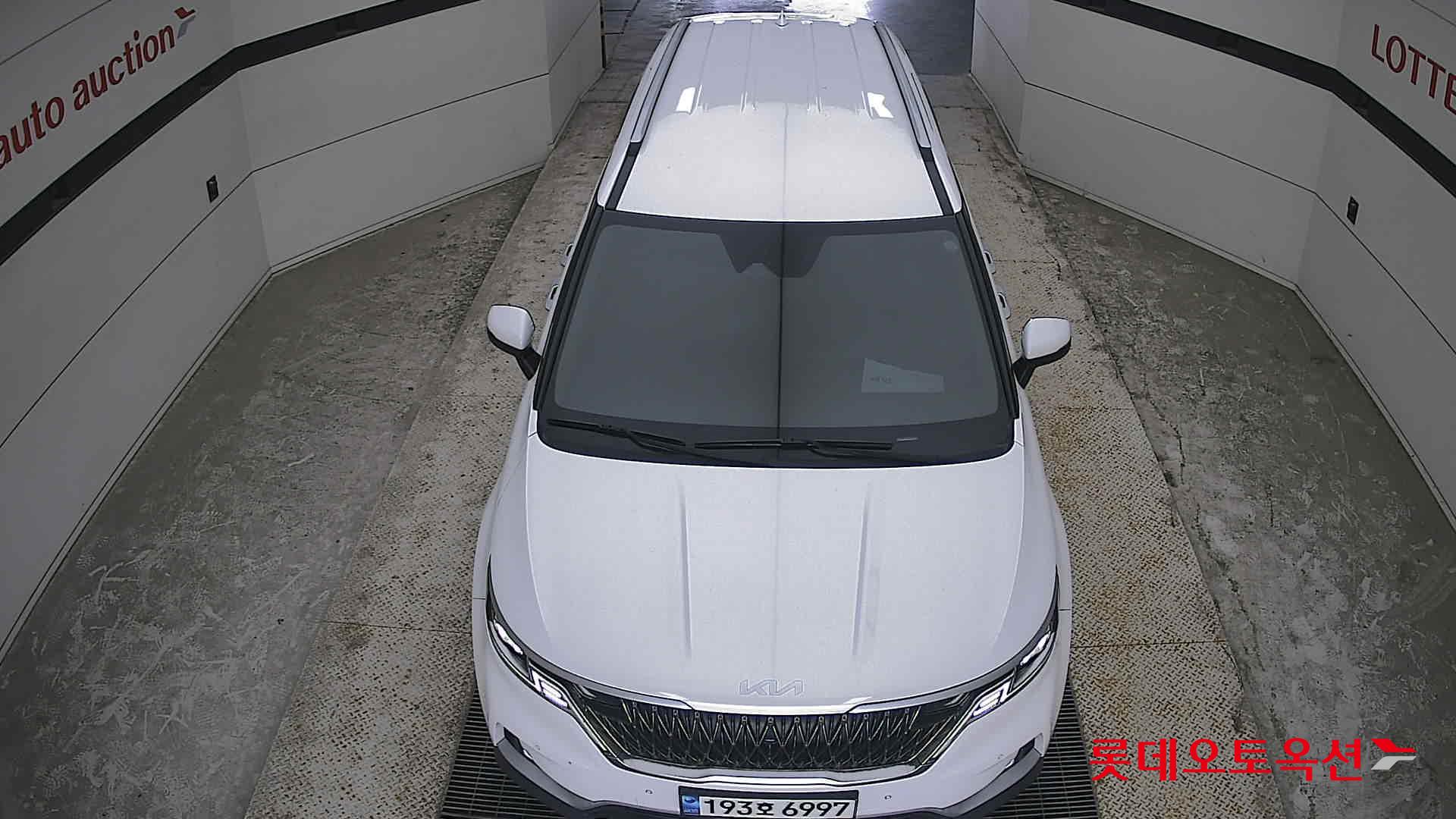 2023 - kia carnival