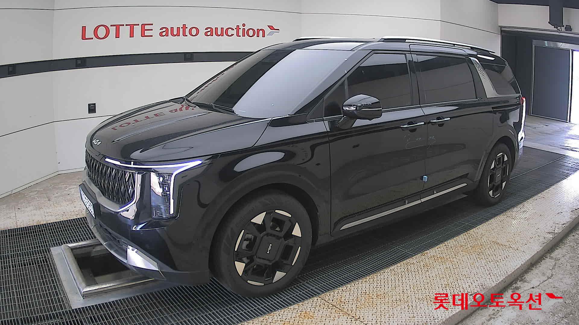 2025 - kia carnival