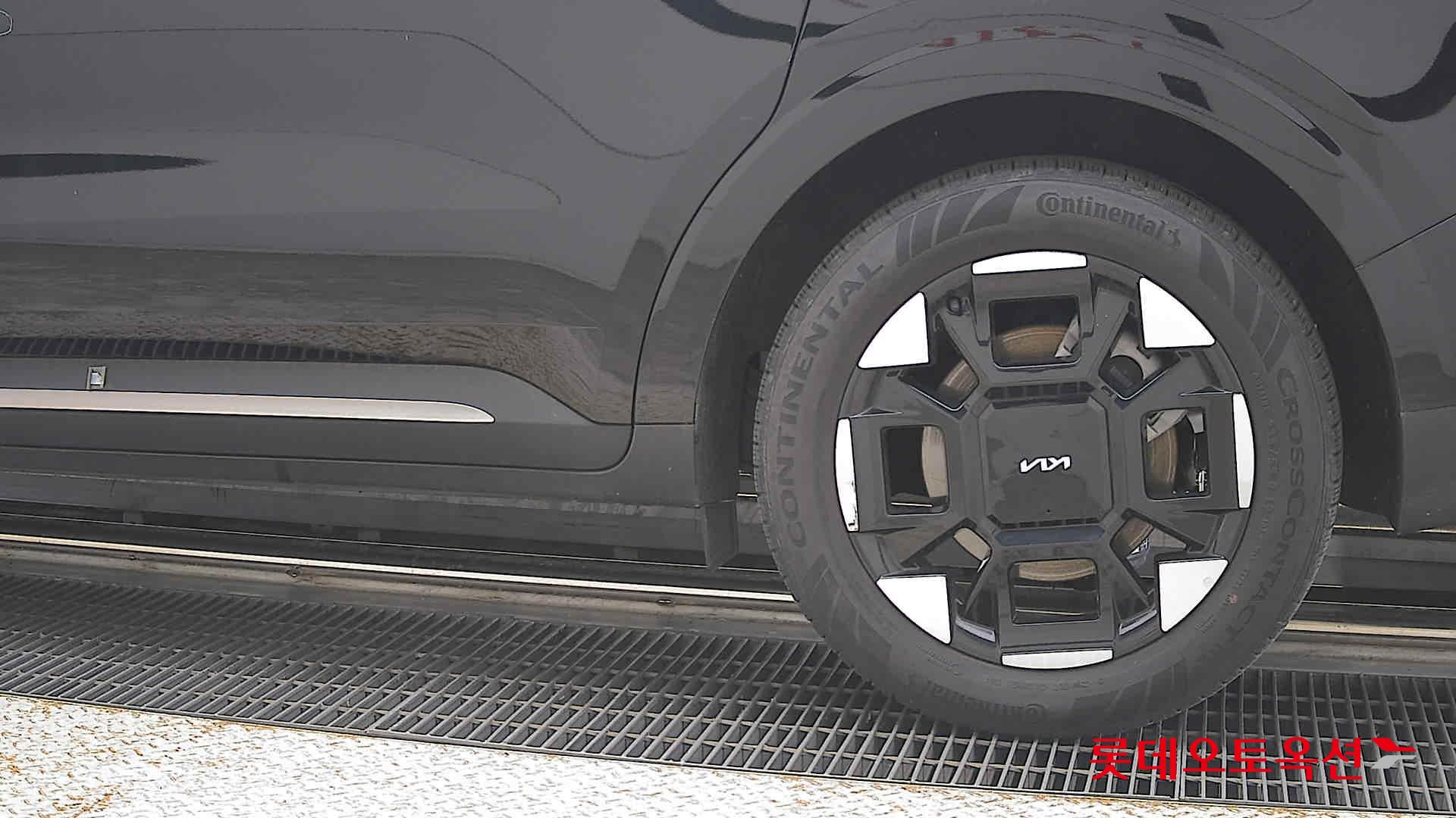 2025 - kia carnival