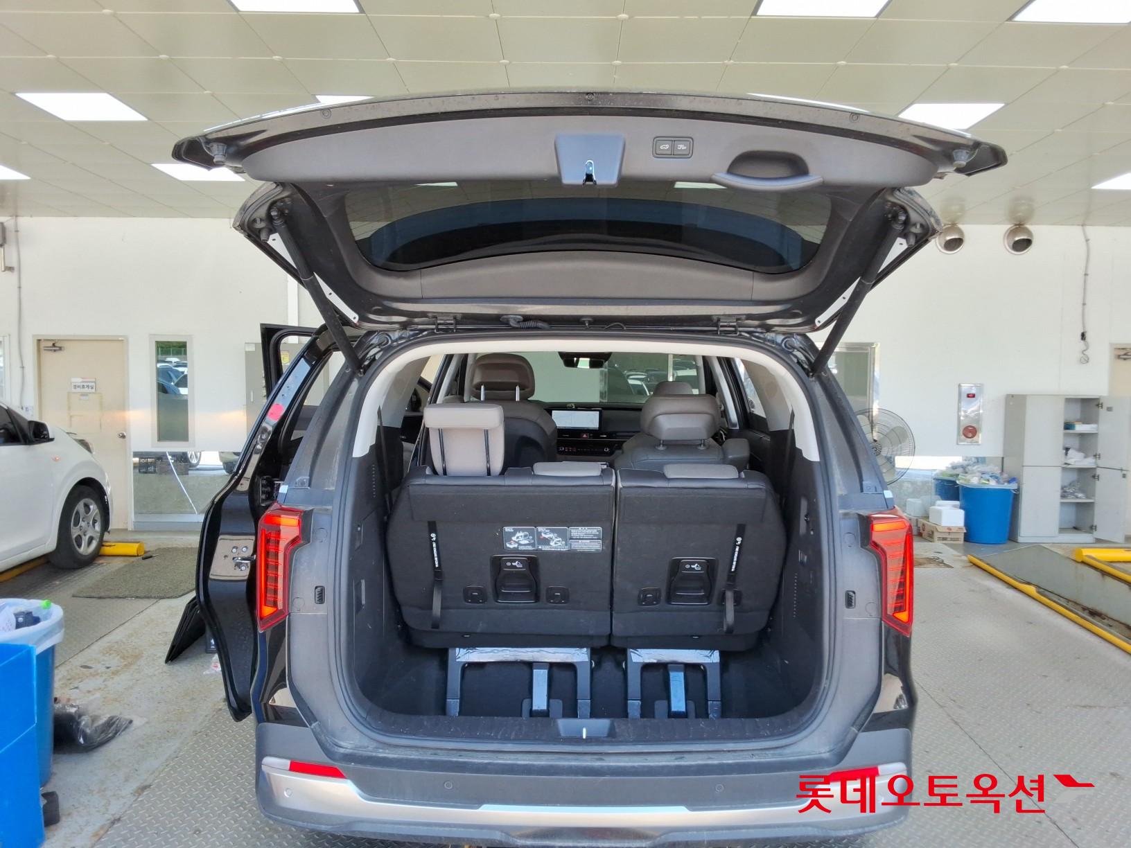 2025 - kia carnival