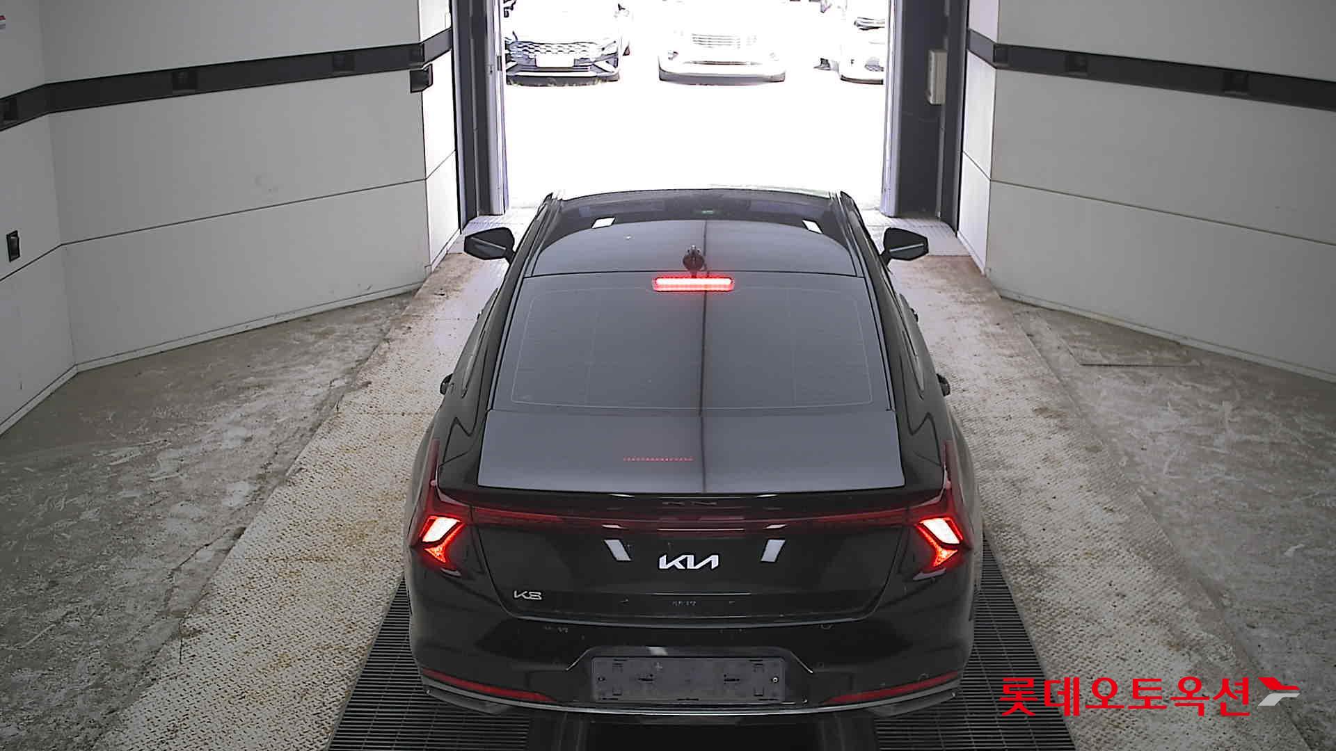 2023 - kia k8