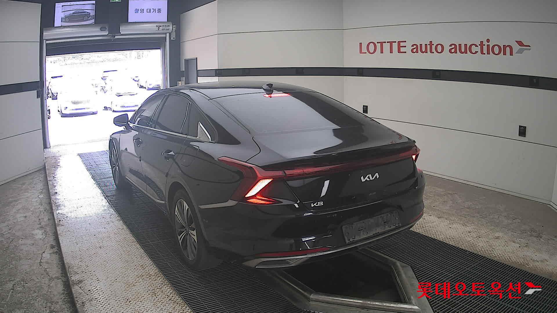 2023 - kia k8