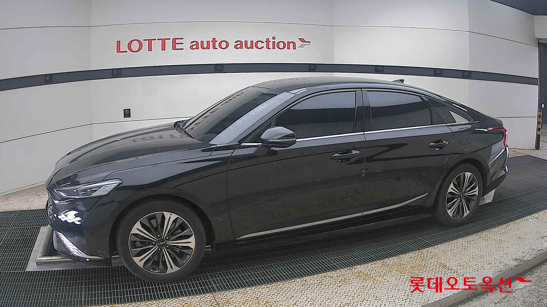 2023 - kia k8