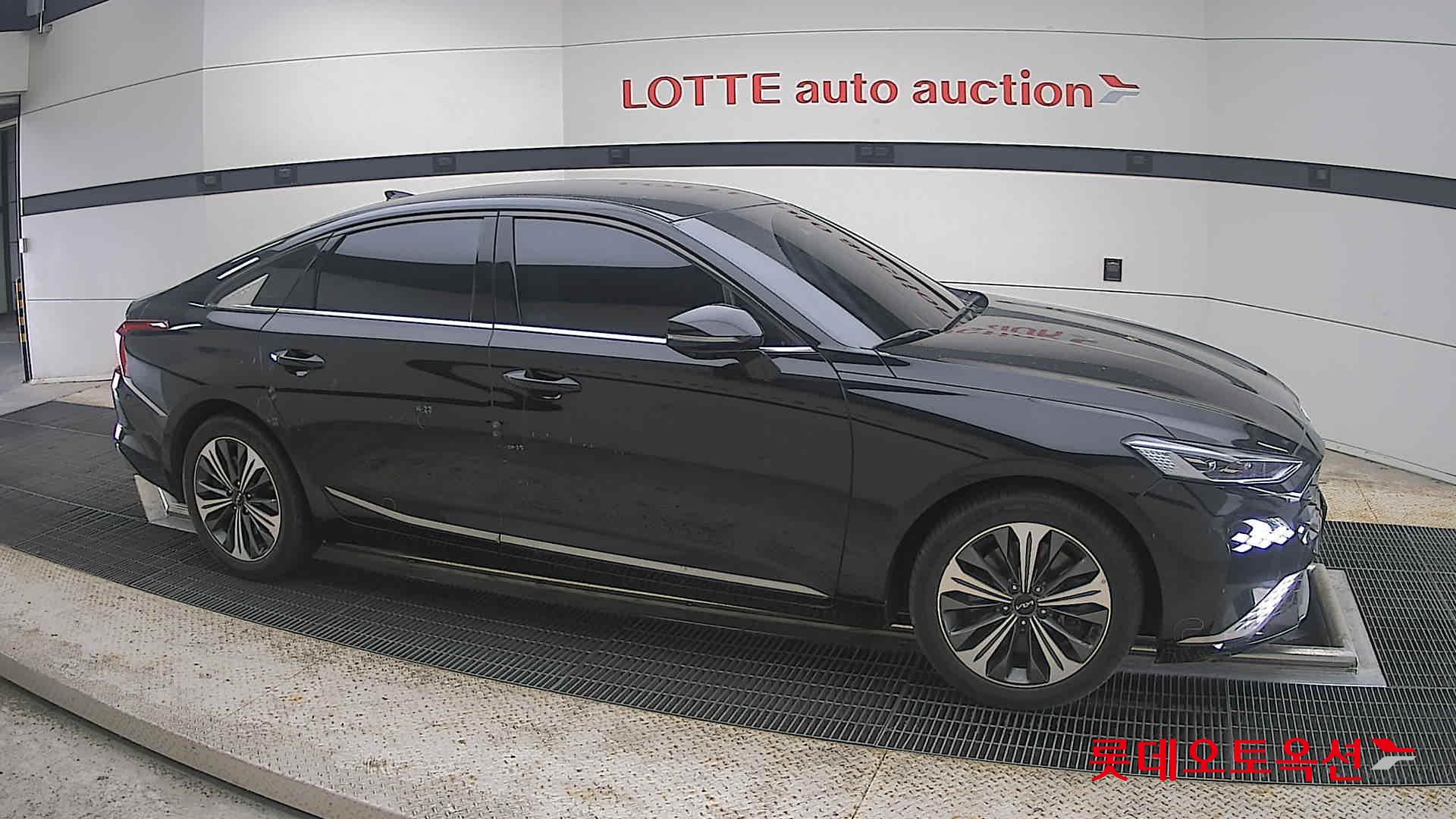 2023 - kia k8