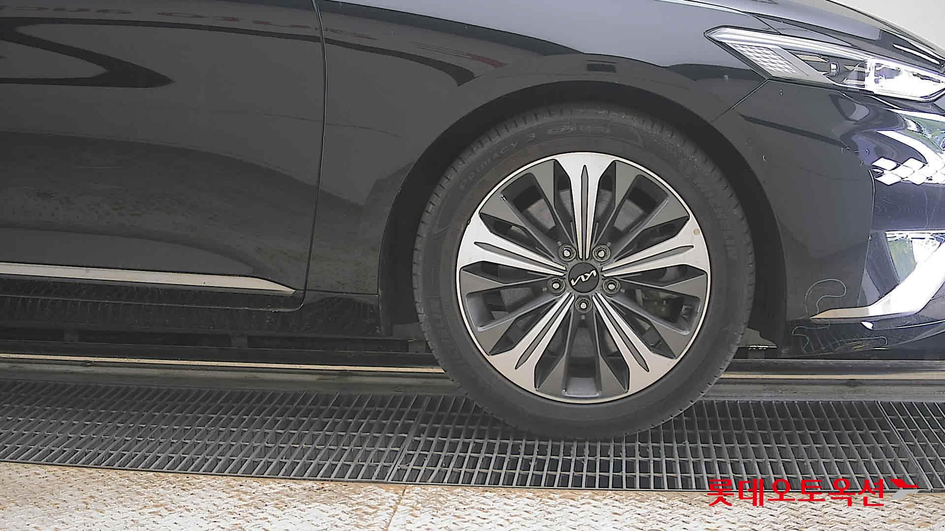 2023 - kia k8