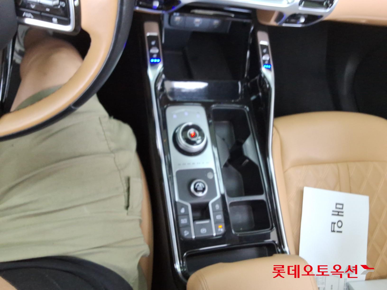 2022 - kia sorento