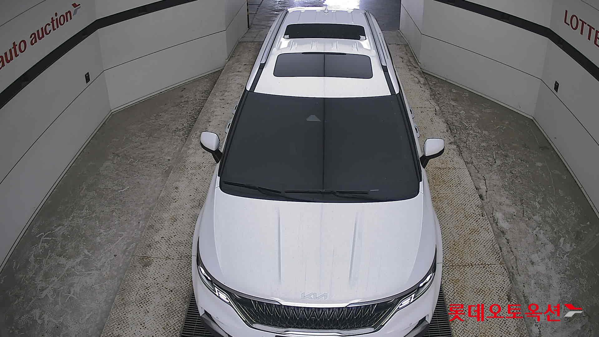 2023 - kia carnival