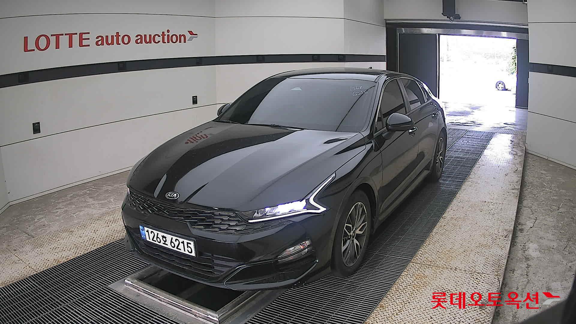 2021 - kia k5