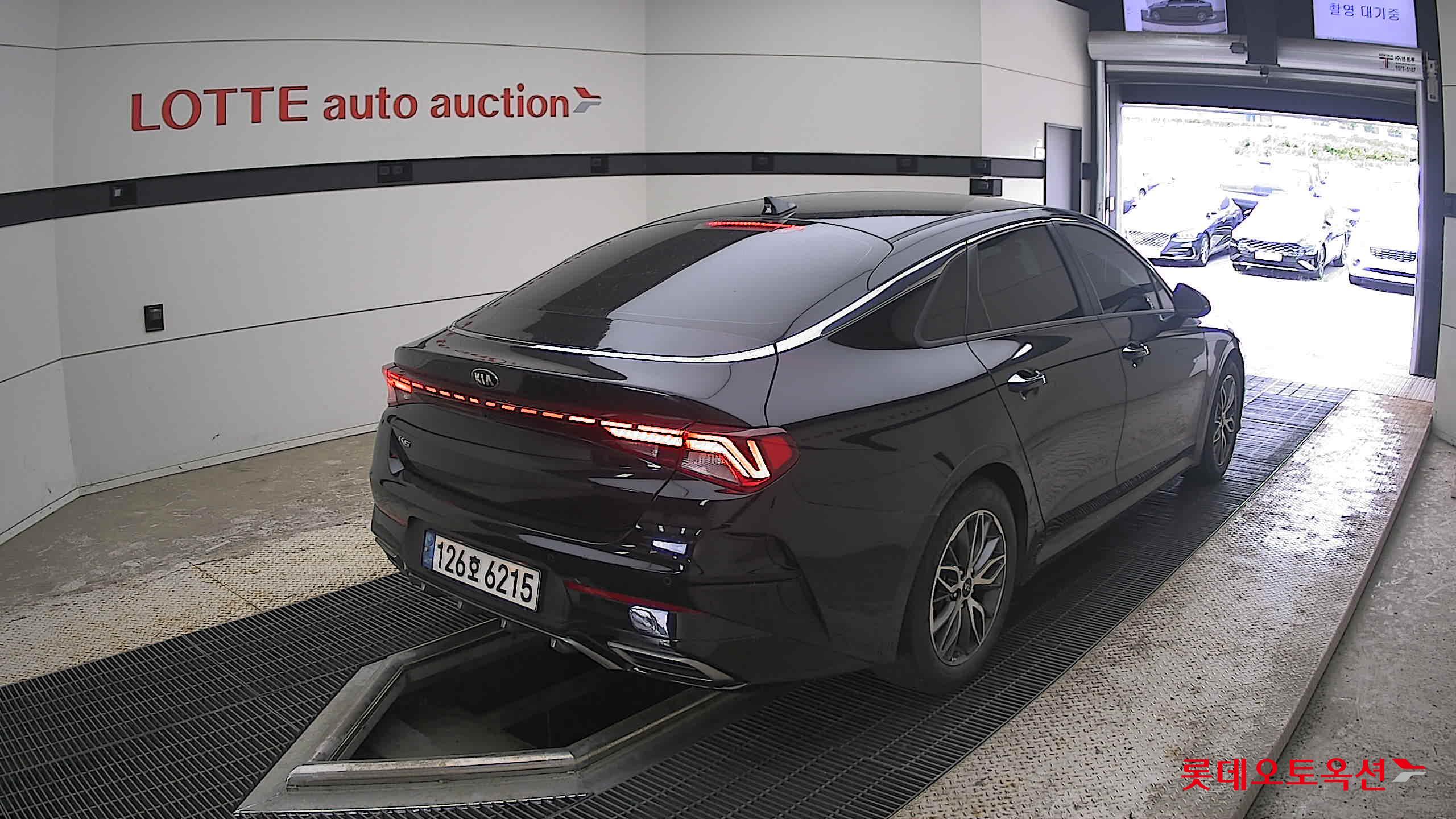 2021 - kia k5