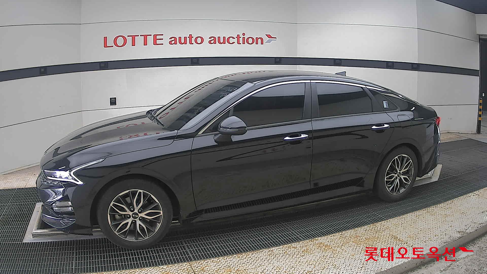 2021 - kia k5