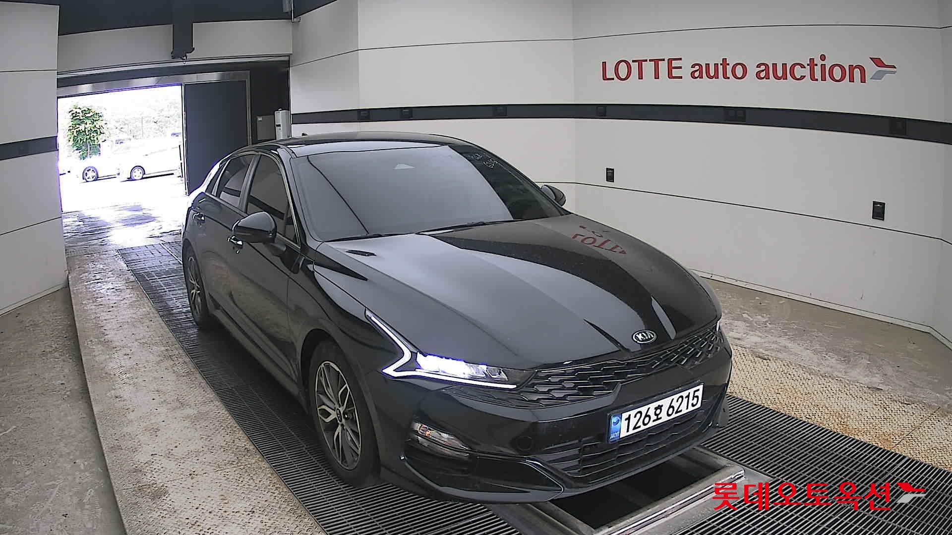 2021 - kia k5