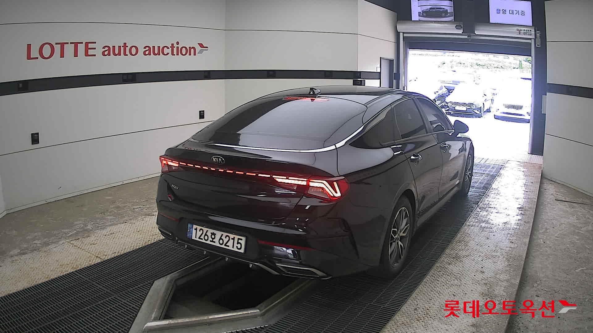 2021 - kia k5