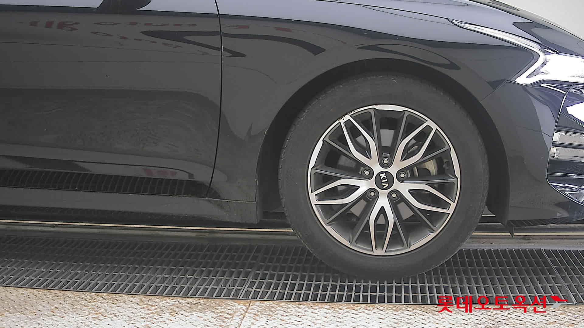 2021 - kia k5