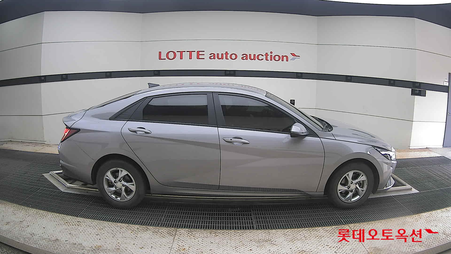 2021 - hyundai avante