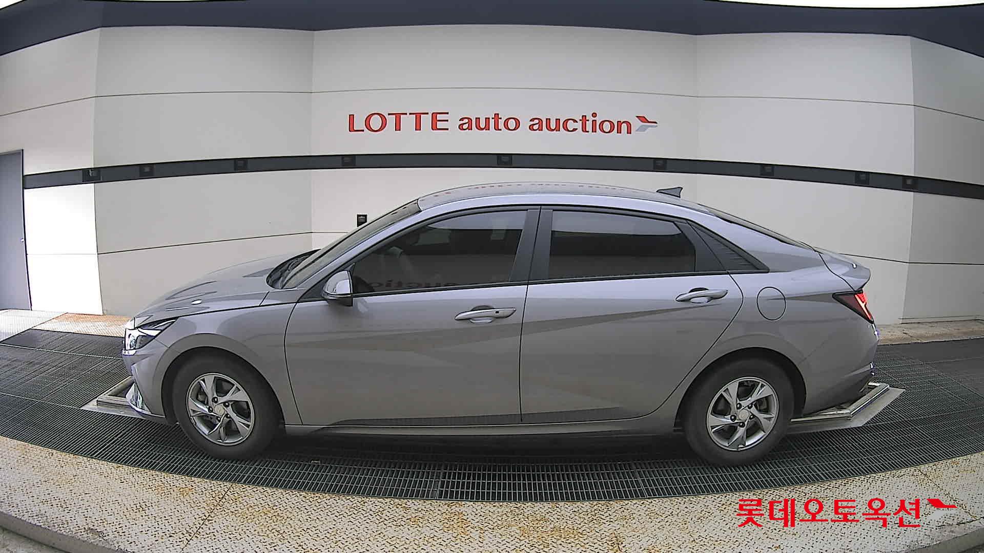 2021 - hyundai avante