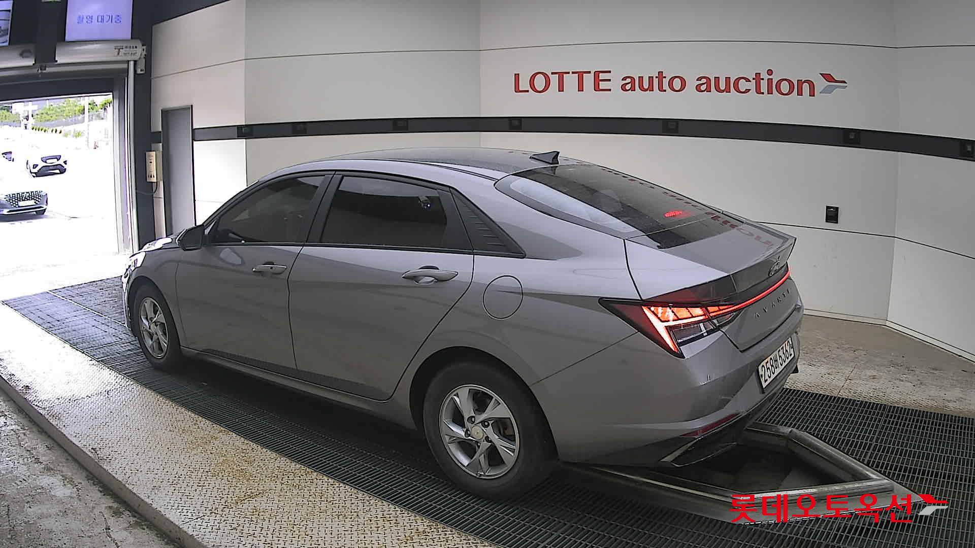 2021 - hyundai avante