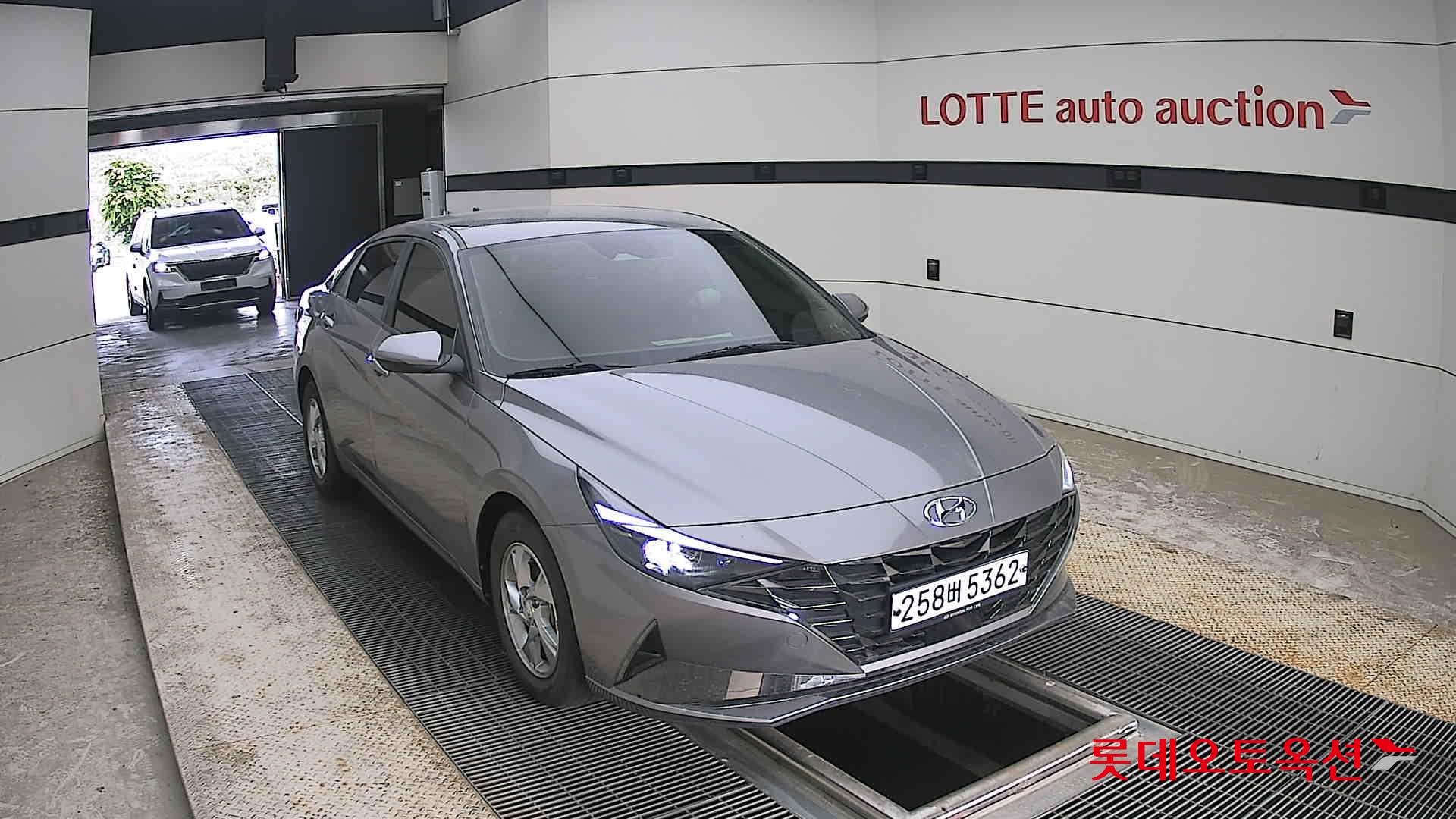 2021 - hyundai avante