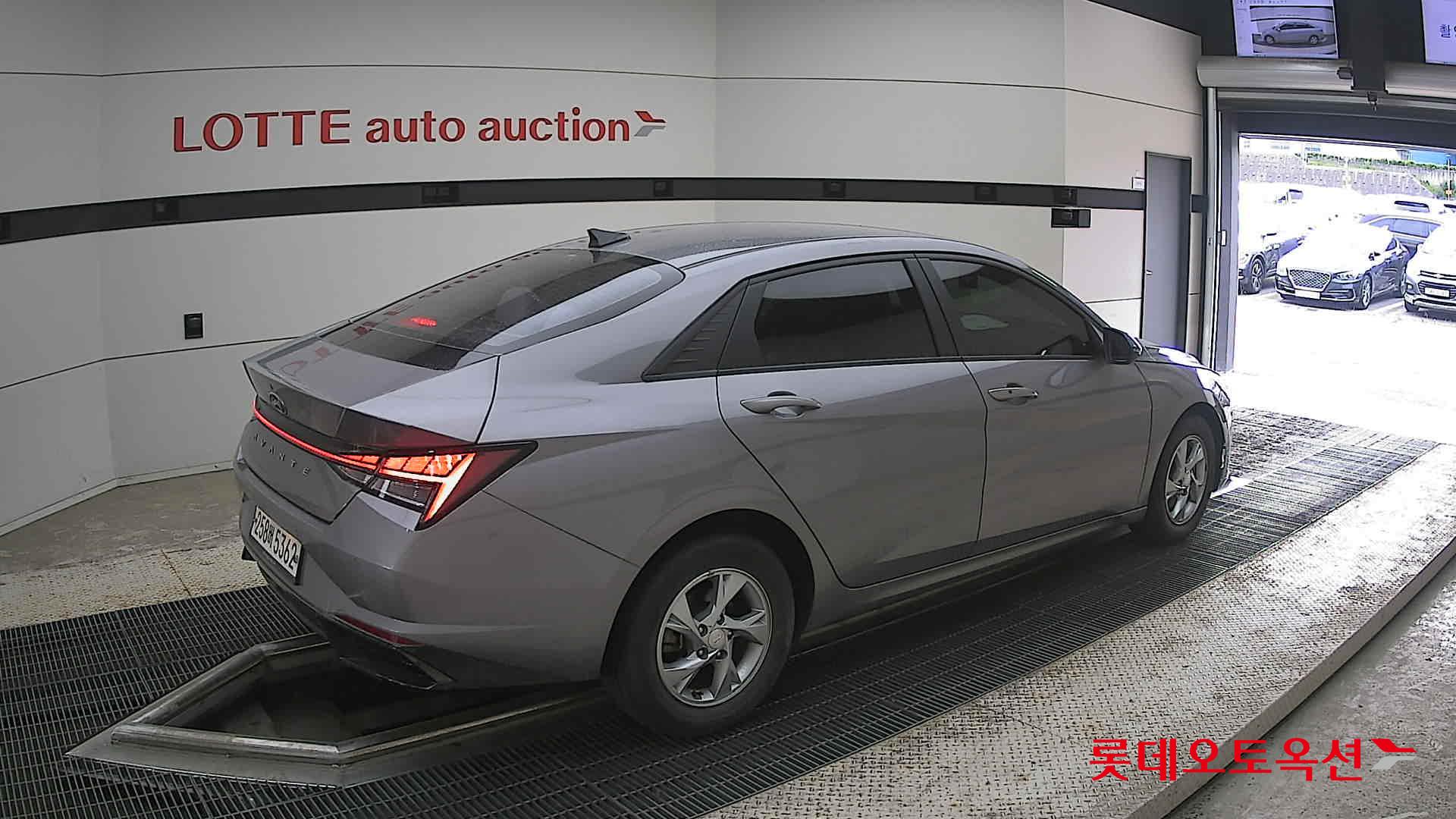 2021 - hyundai avante