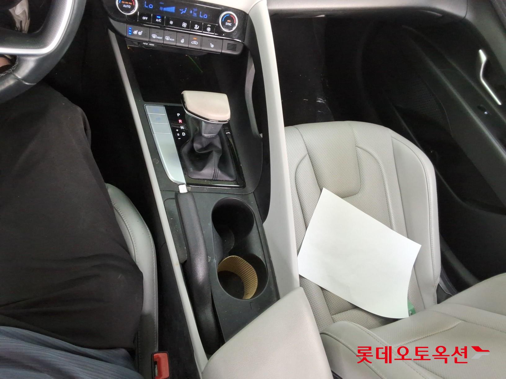 2021 - hyundai avante