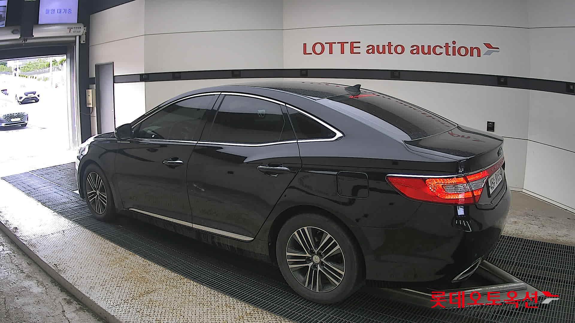 2014 - hyundai grandeur