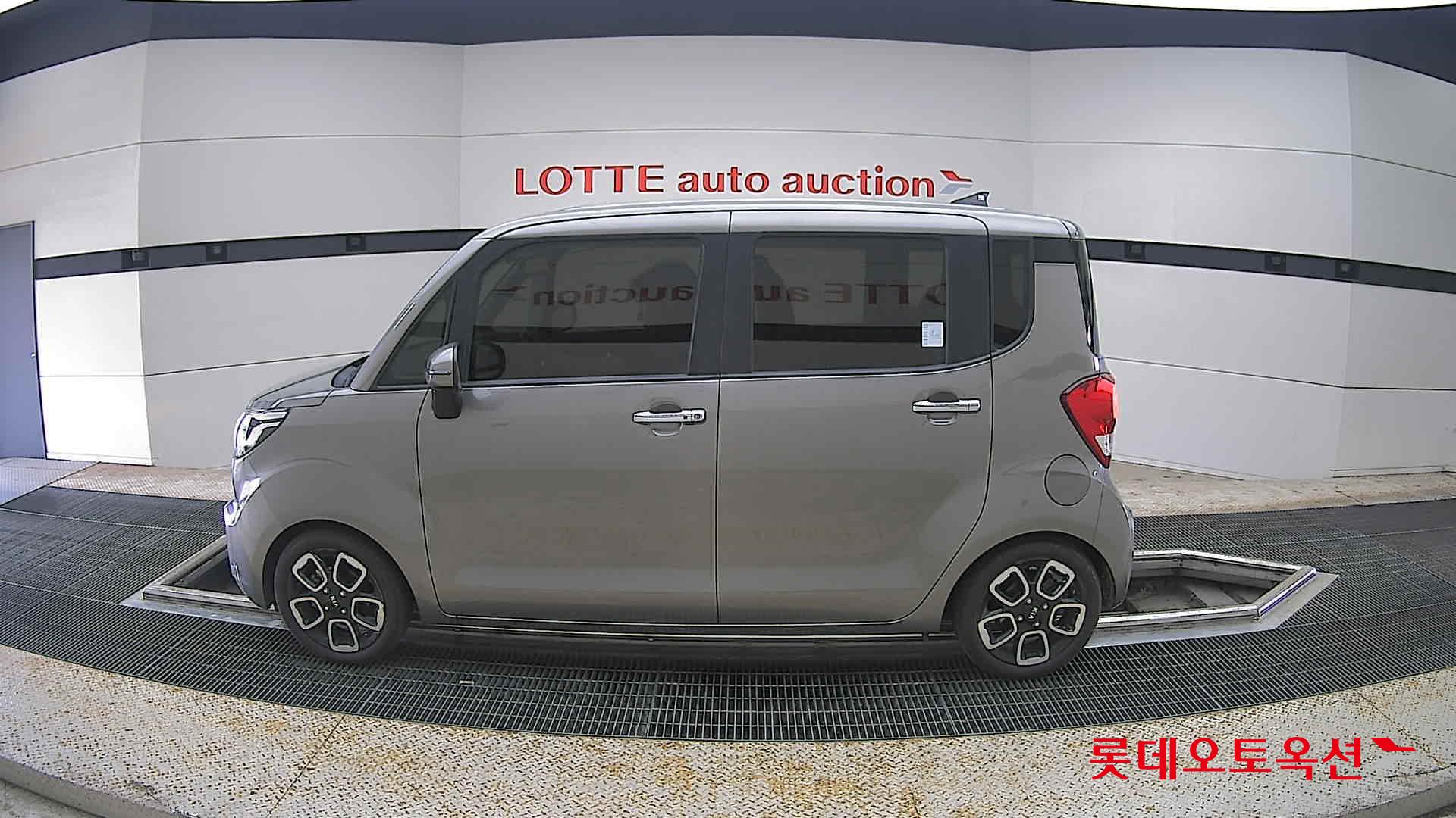 2021 - kia ray