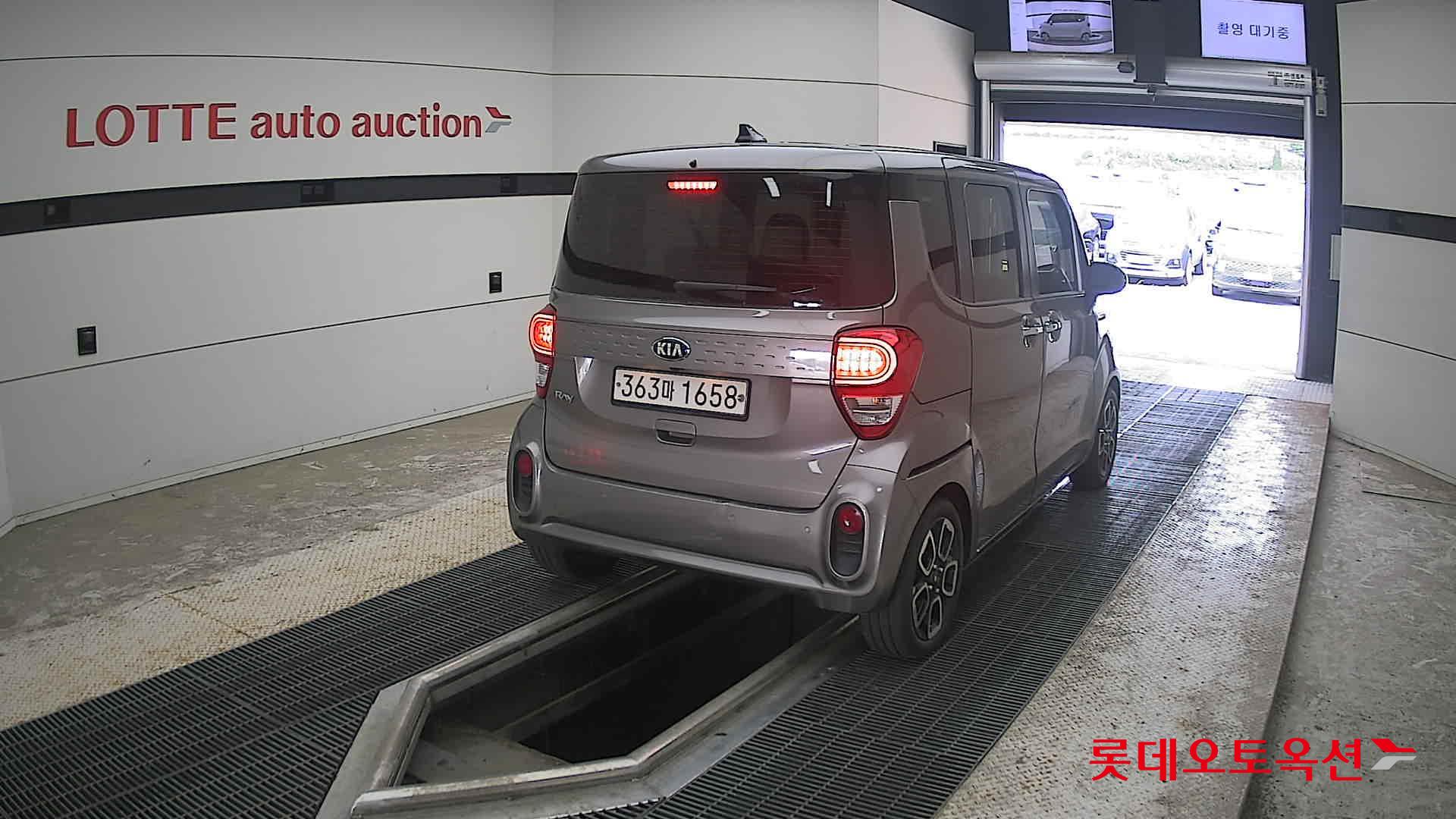 2021 - kia ray