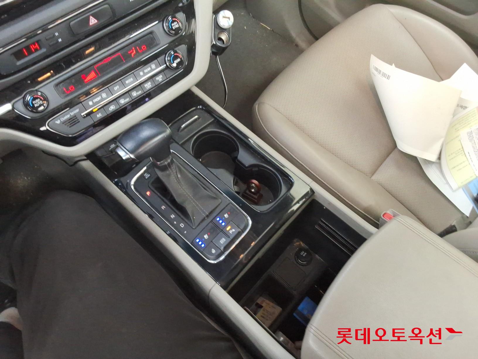 2018 - kia carnival