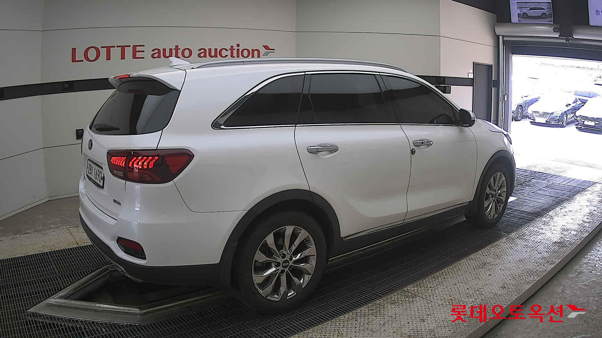 2019 - kia sorento