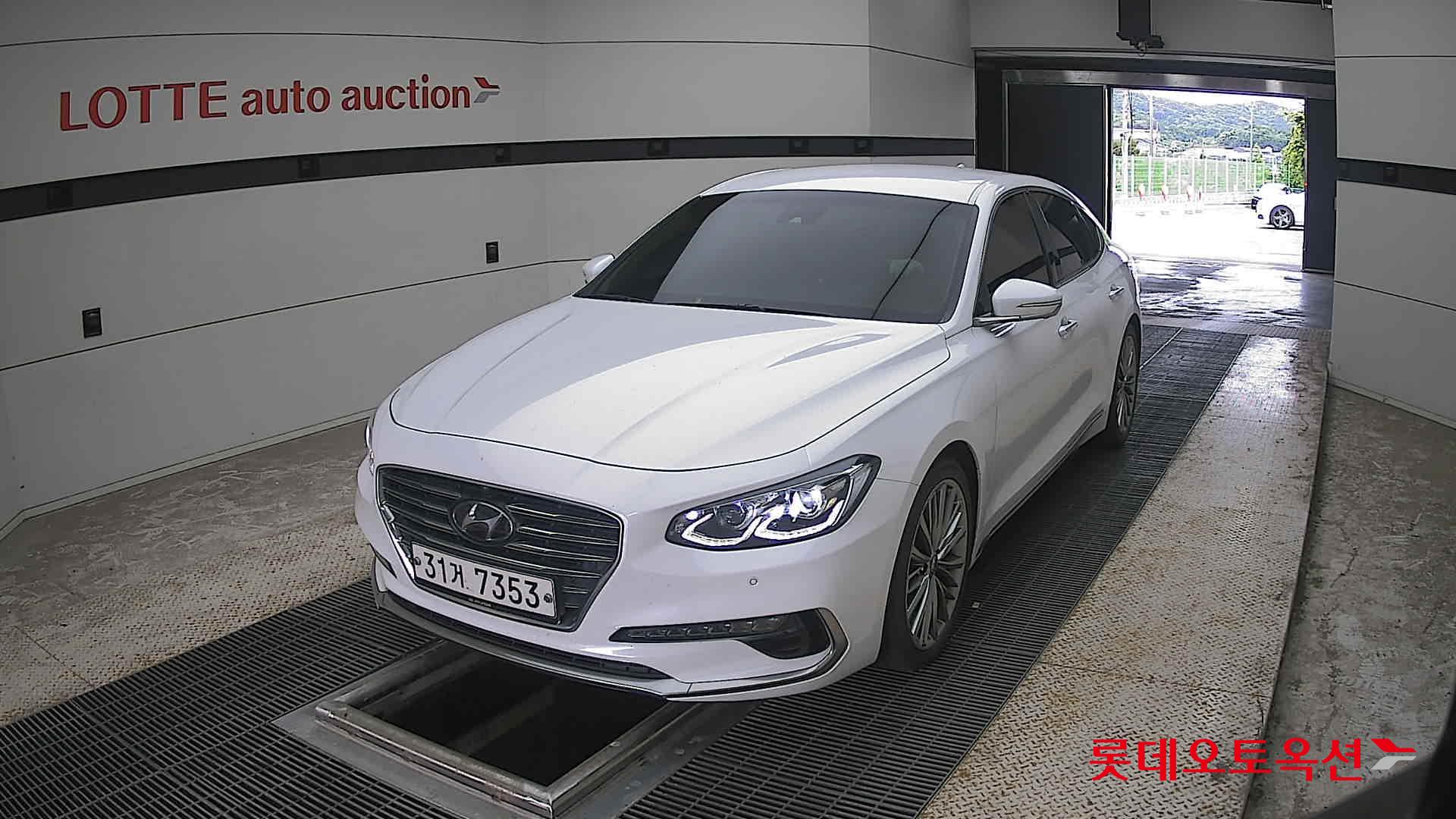 2018 - hyundai grandeur