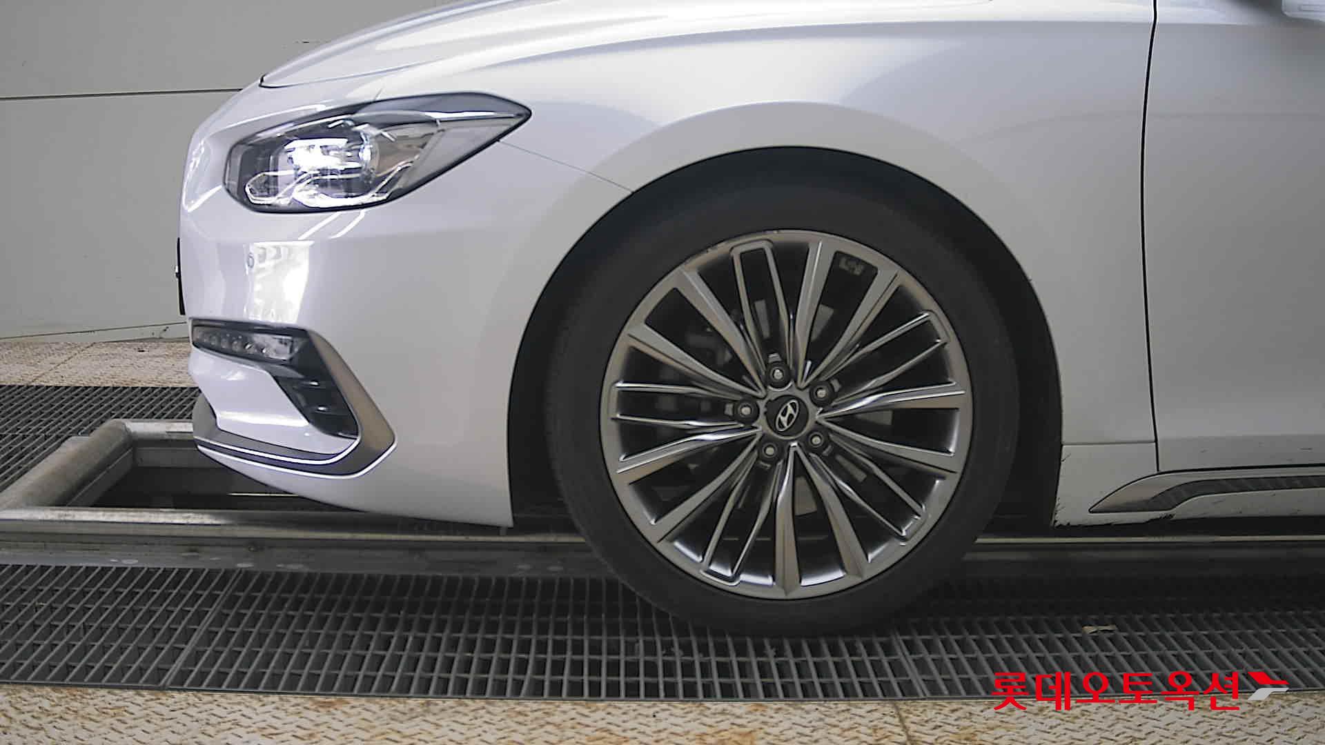 2018 - hyundai grandeur