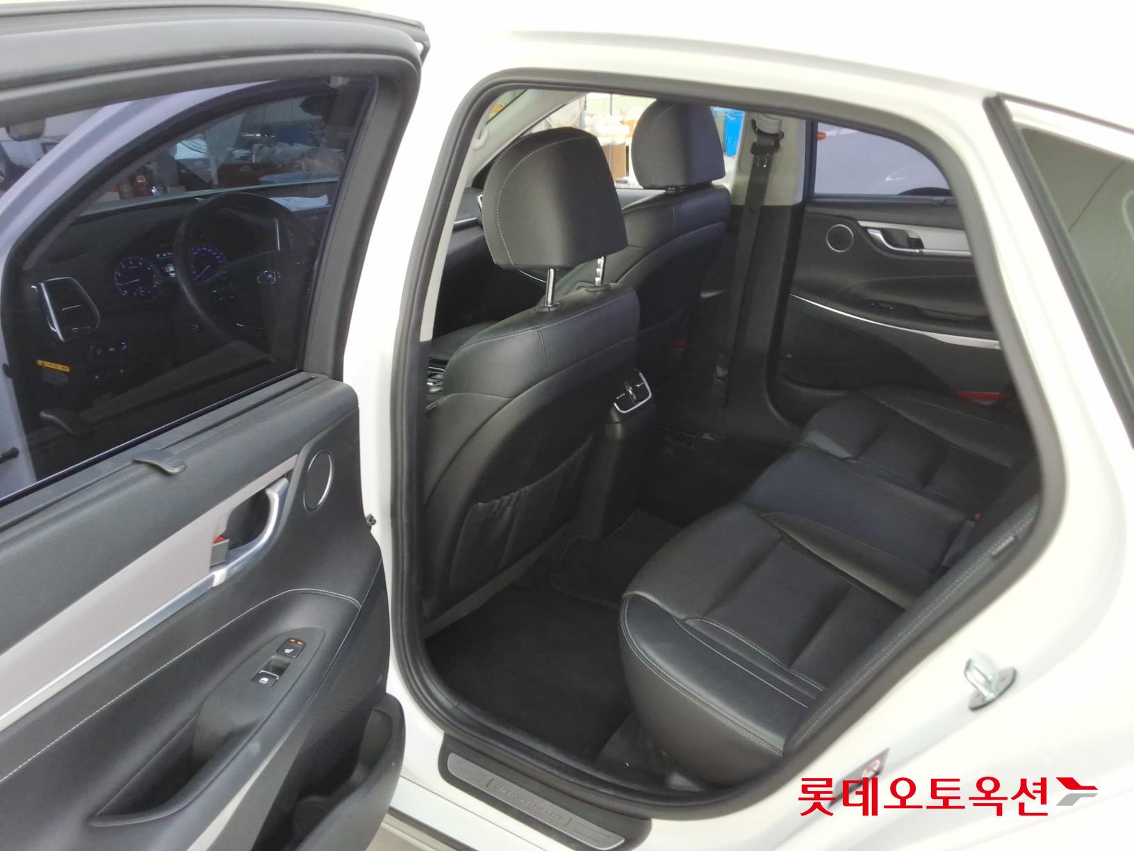 2018 - hyundai grandeur