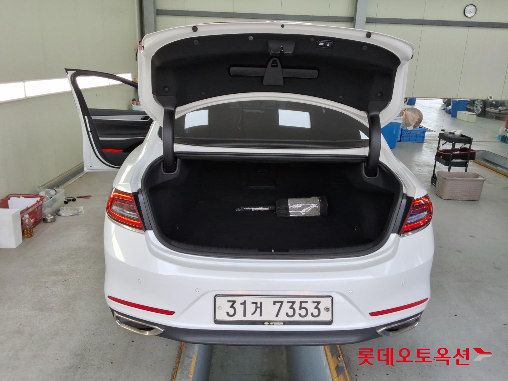 2018 - hyundai grandeur