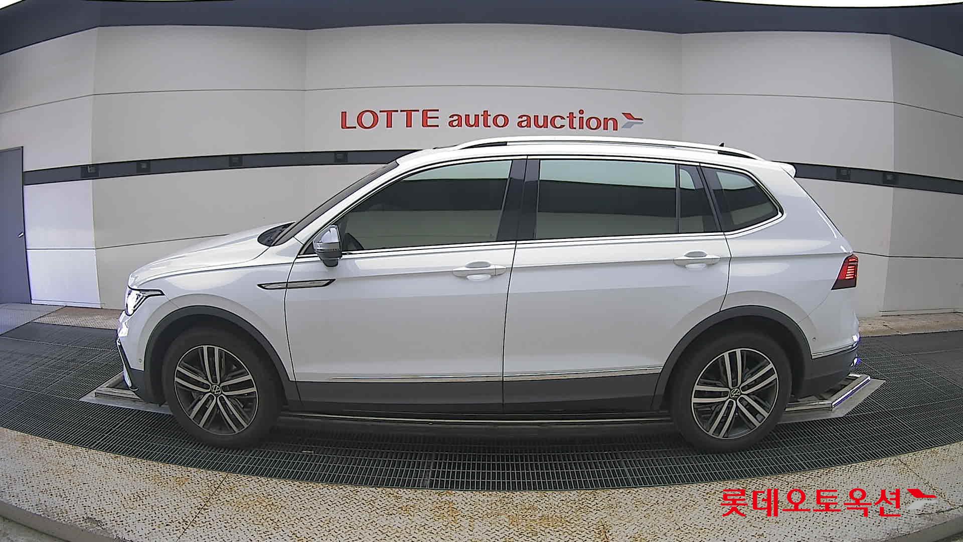 2022 - volkswagen tiguan
