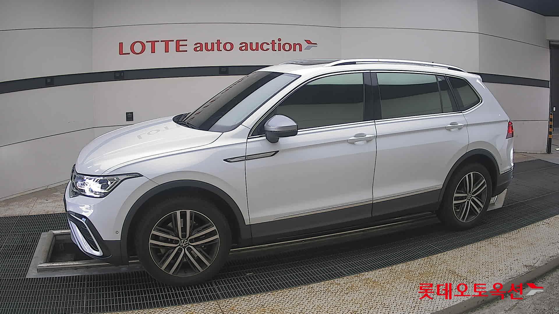 2022 - volkswagen tiguan