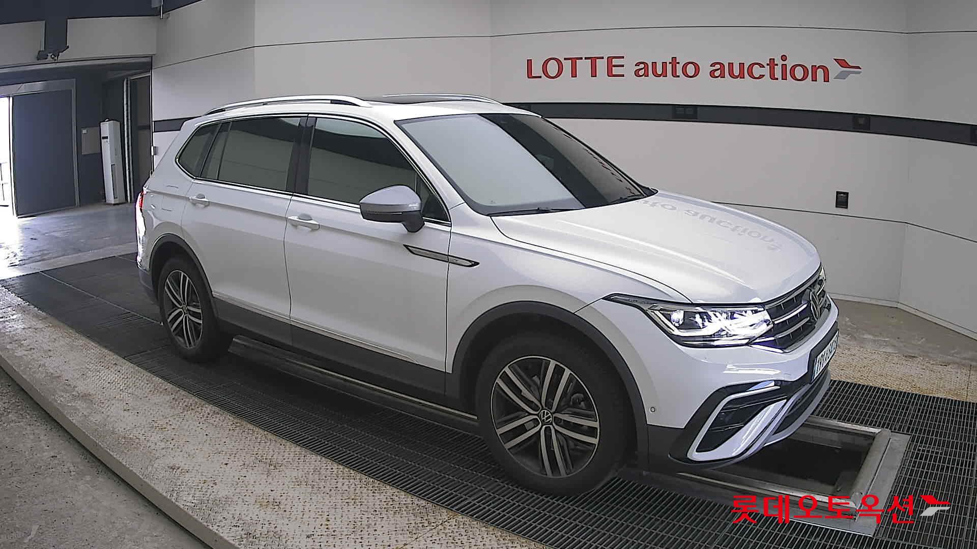 2022 - volkswagen tiguan