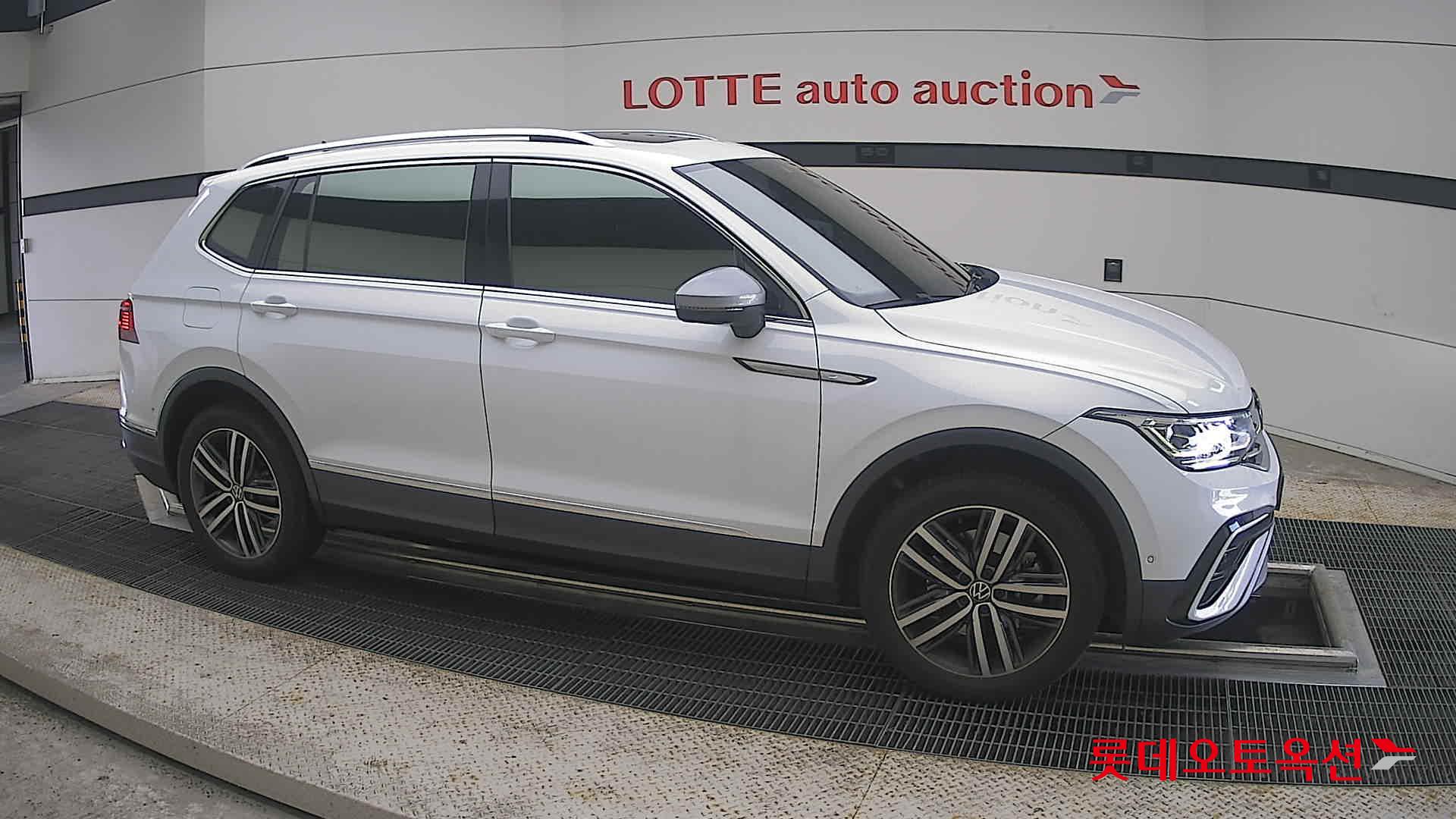 2022 - volkswagen tiguan