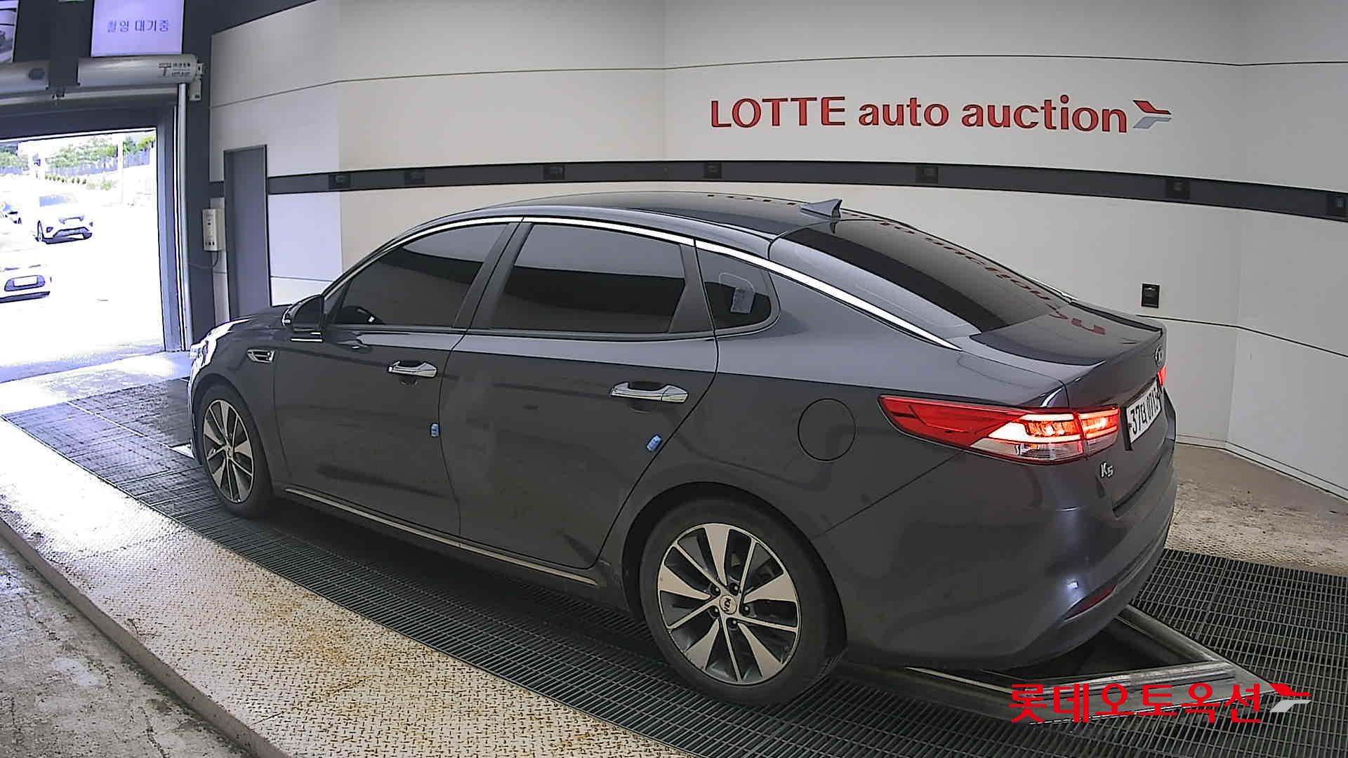 2016 - kia k5