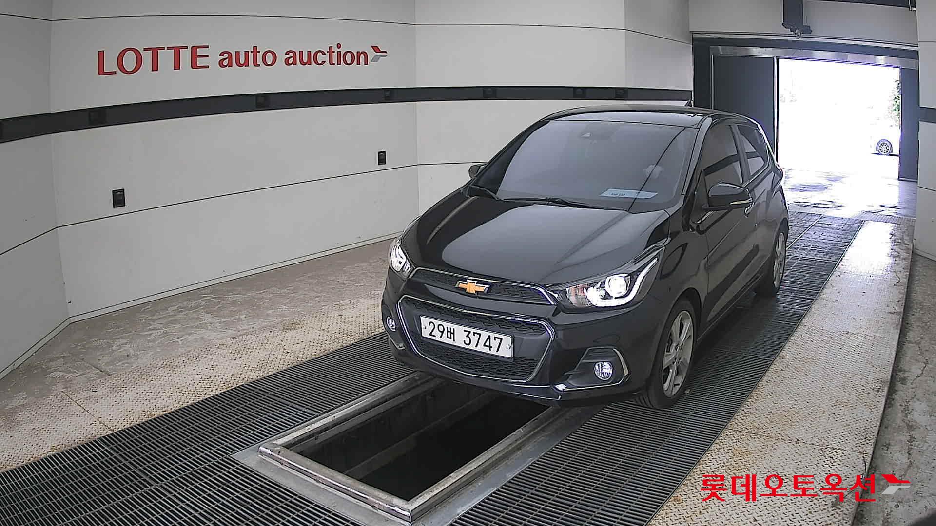 2016 - chevrolet spark