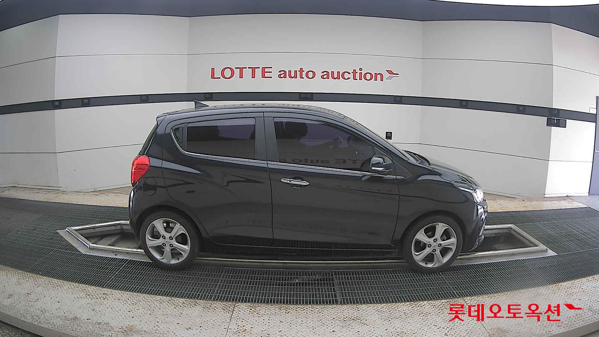 2016 - chevrolet spark